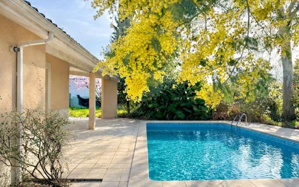 Maison à vendre    6 pièces •  Saint-Médard-en-Jalles