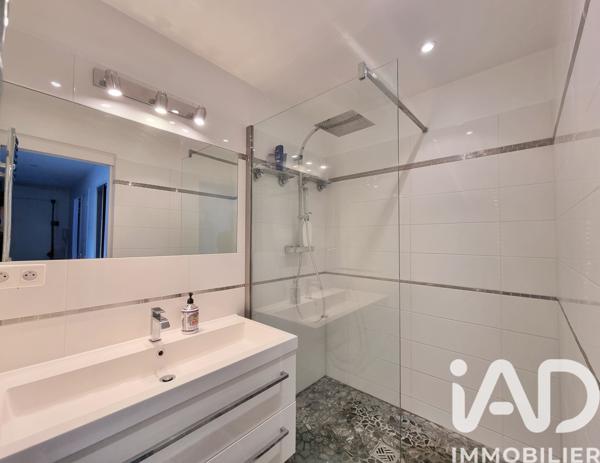 Appartement à vendre 3 pièces 59 m² Asnières-sur-Seine