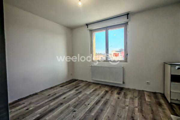 Maison à vendre 7 pièces de 171,38 m² à Béthune