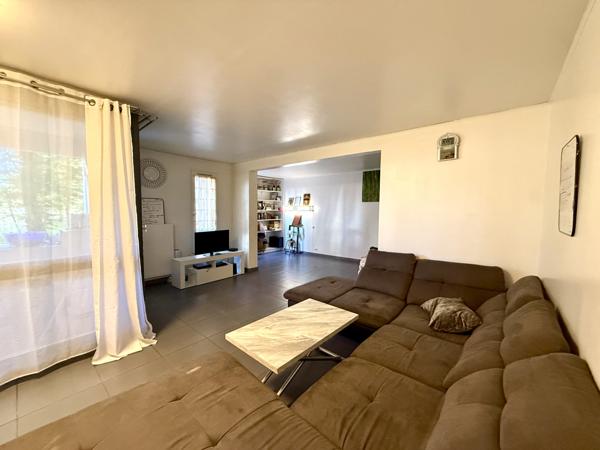 Aulnay-sous-Bois (93600) Appartement 5 Pièces avec balcons + BOX proche RER B, futur métro 16