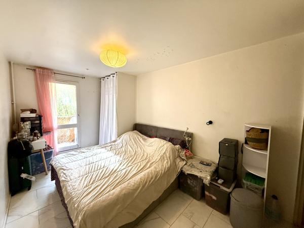 Aulnay-sous-Bois (93600) Appartement 5 Pièces avec balcons + BOX proche RER B, futur métro 16