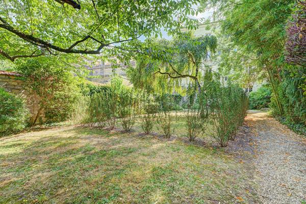 Appartement Saint Germain En Laye 5 pièces 125.40 m2 1 050 000 € **  - Référence  18329