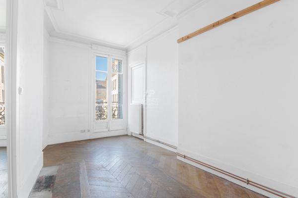 Appartement Saint Germain En Laye 5 pièces 125.40 m2 1 050 000 € **  - Référence  18329