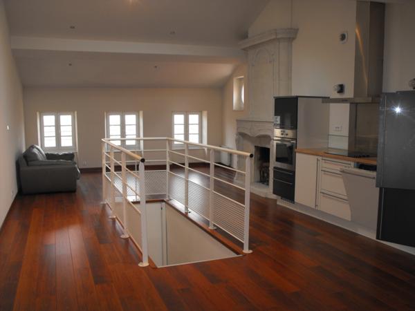 Appartement  3 pièce(s)  2 chambre(s)  100 m²