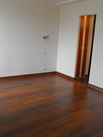 Appartement  3 pièce(s)  2 chambre(s)  100 m²