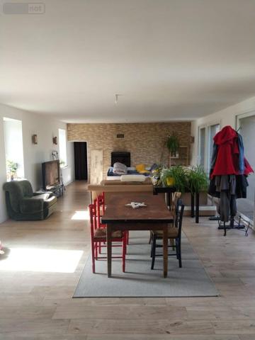 Maison à vendre à Saint-Martin-du-Fouilloux dans le Maine-et-Loire (49170), ref : 49019-3343