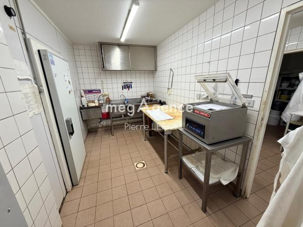 Local Commercial à LA POSSONNIERE, 49170 - 5 pièces 525m²