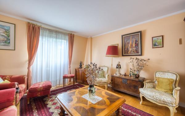 Appartement à vendre    5 pièces • 123,64 m2 Créteil