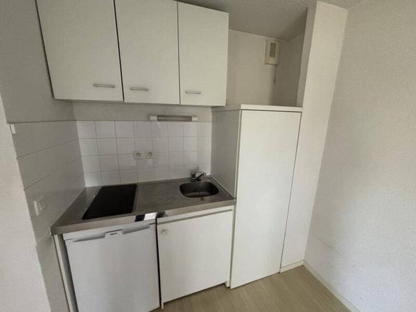 Appartement 2 pièces                                        - 44300 Nantes - Bourgeonnière-Petit Port Réf : 10163