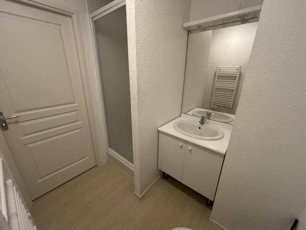 Appartement 2 pièces                                        - 44300 Nantes - Bourgeonnière-Petit Port Réf : 10163