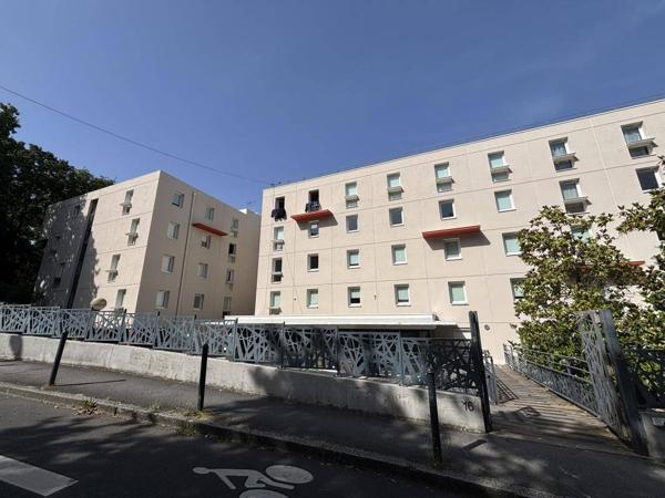 Appartement 2 pièces                                        - 44300 Nantes - Bourgeonnière-Petit Port Réf : 10163