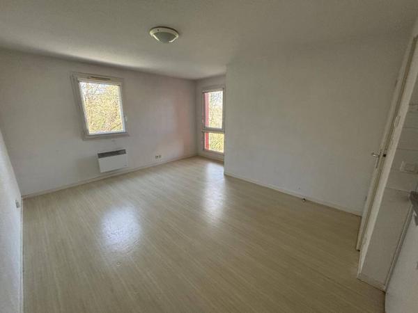 Appartement 2 pièces                                        - 44300 Nantes - Bourgeonnière-Petit Port Réf : 10163