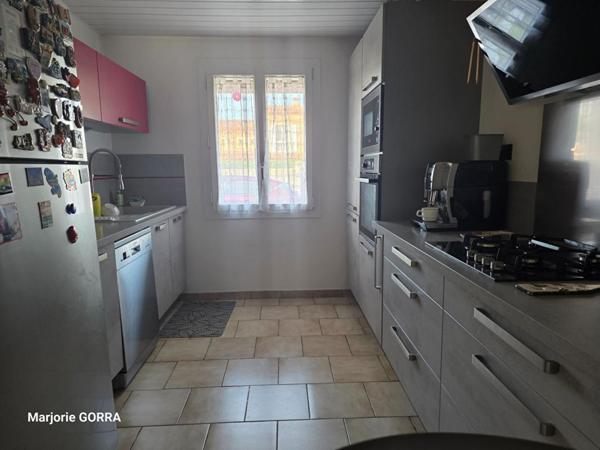 Les Pennes Mirabeau VILLA T4 sur 498 m² de terrain