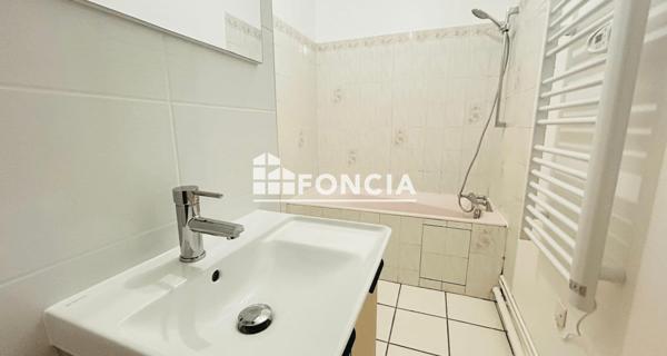 Location Studio 42.6 m² - Clamart 92140