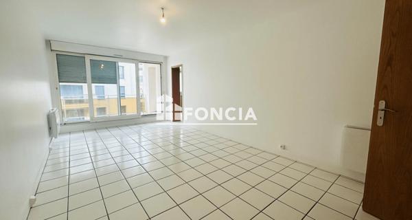 Location Studio 42.6 m² - Clamart 92140