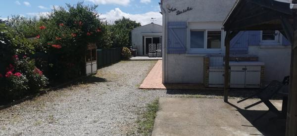 Ensemble immobilier 7 pièces 130 m² hab.