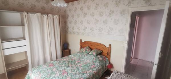 Ensemble immobilier 7 pièces 130 m² hab.