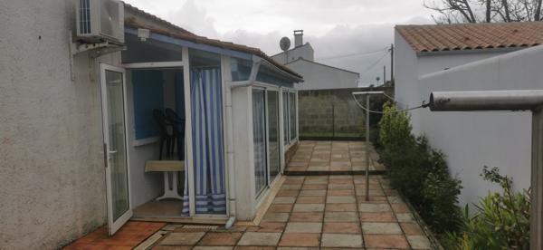 Ensemble immobilier 7 pièces 130 m² hab.