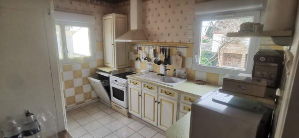 Ensemble immobilier 7 pièces 130 m² hab.