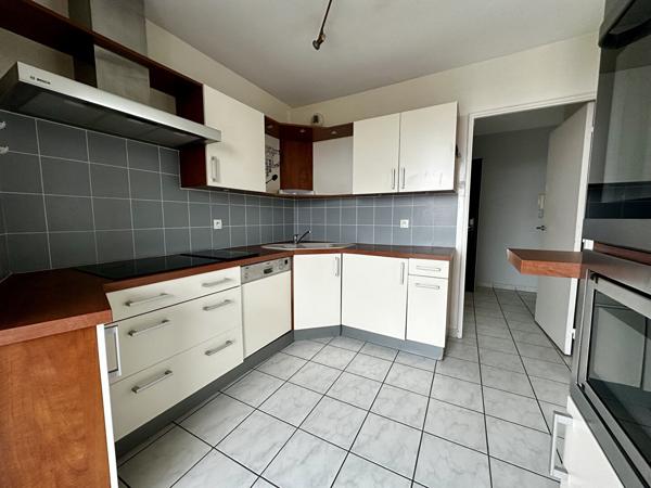 Ref : 1551 (Appartement A louer) : L'adresse vous présente un bien RARE A LA LOCATION ! - 1155€ CC