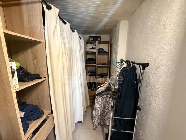 Maison de ville de 81 m² avec jardin privatif de 50 m2 et cave voûtée à vendre PERTUIS (84)