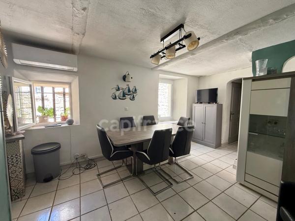 Maison de ville de 81 m² avec jardin privatif de 50 m2 et cave voûtée à vendre PERTUIS (84)