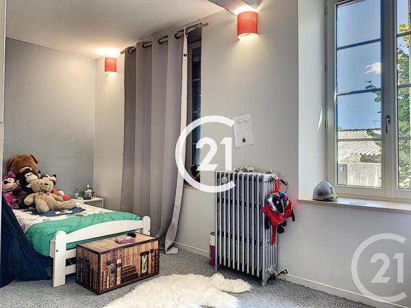 Maison à vendre  4 pièces - 196 m2 LOUZAC ST ANDRE - 16
