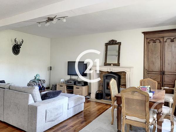 Maison à vendre  4 pièces - 196 m2 LOUZAC ST ANDRE - 16