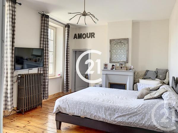 Maison à vendre  4 pièces - 196 m2 LOUZAC ST ANDRE - 16