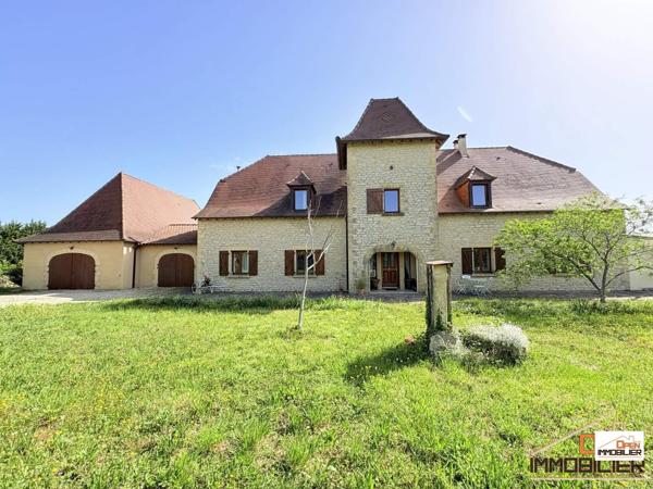 Maison Périgourdine 320m² – Terrain 6 hectares