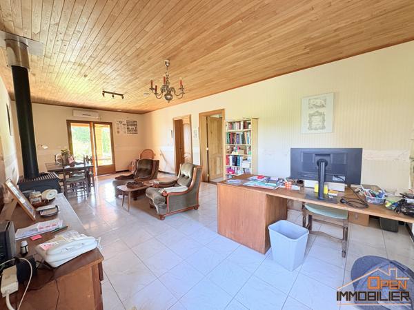 Maison Périgourdine 320m² – Terrain 6 hectares