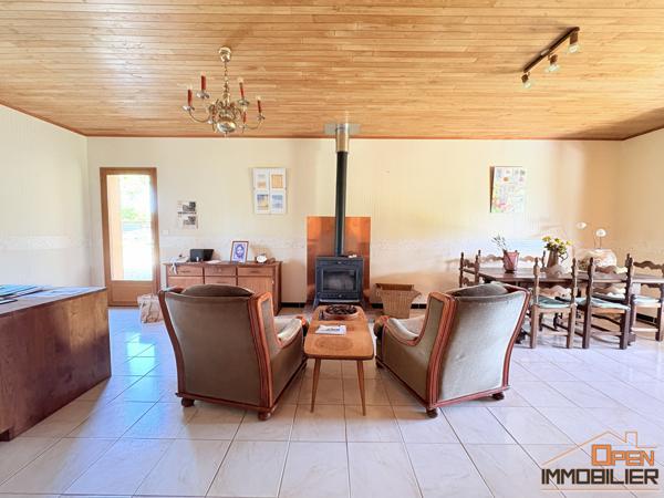 Maison Périgourdine 320m² – Terrain 6 hectares