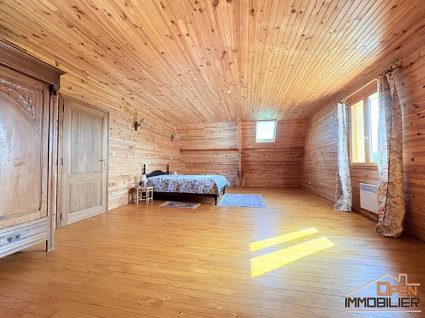 Maison Périgourdine 320m² – Terrain 6 hectares