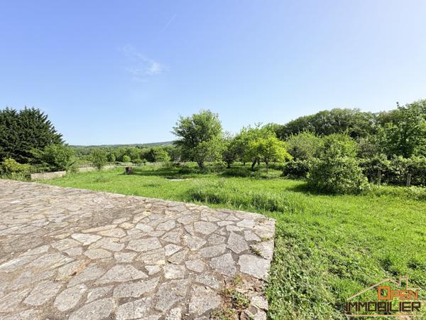 Maison Périgourdine 320m² – Terrain 6 hectares