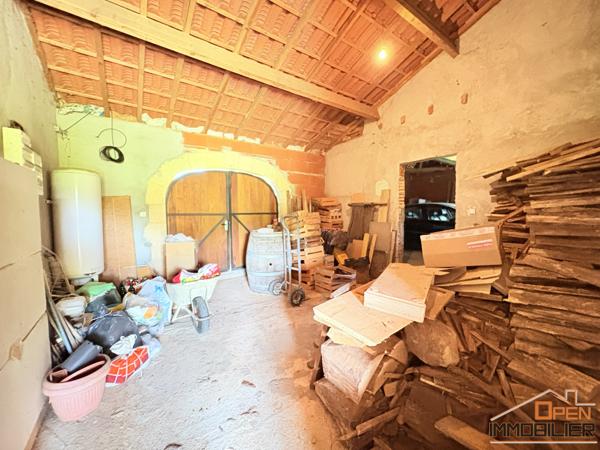 Maison Périgourdine 320m² – Terrain 6 hectares