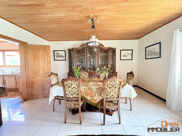 Maison Périgourdine 320m² – Terrain 6 hectares