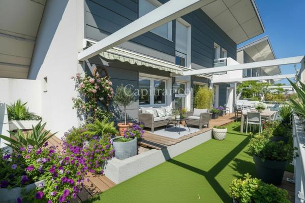 Rare T5 en attique avec vue dégagée, garage possible, hypercentre ANNECY (74)