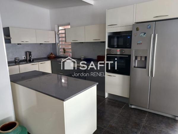 LOT D'APPARTEMENTS D'EXCEPTION AU COEUR DE LA MARINA