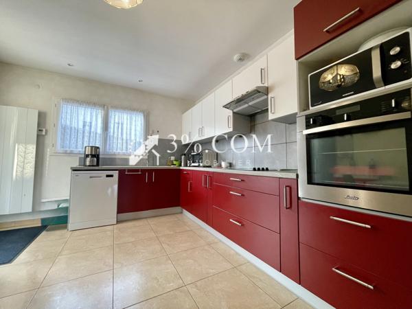 Maison 6 pièce(s) 4 chambre(s) 190 m²