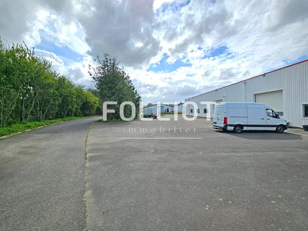 À VENDRE, LOCAL D'ACTIVITE à DOUVRES-LA-DÉLIVRANDE