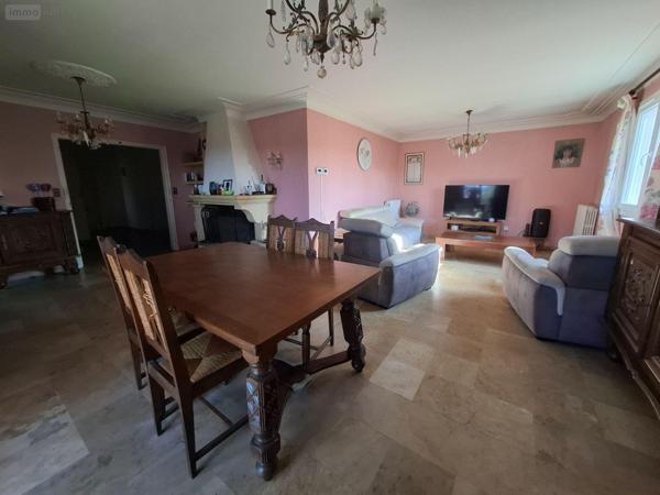 Maison individuelle à vendre à Mansac en Corrèze (19520), ref : 18113/118