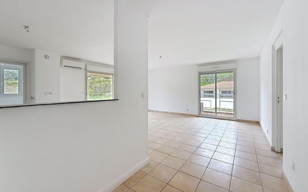 Appartement à vendre    1 pièce • 63,32 m2 Ajaccio