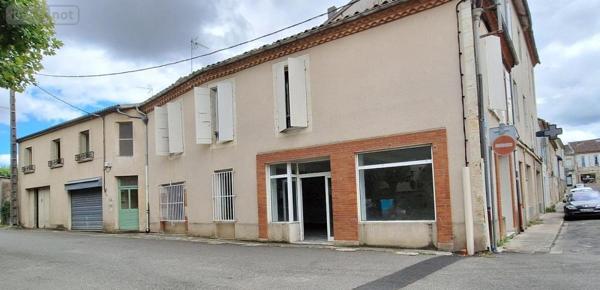 Immeuble à vendre à Vic-Fezensac dans le Gers (32190), ref : 32002-250