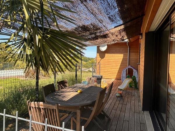 Maison écologique de 3 chambres avec piscine et espace invités entre Cahors et Gourdon