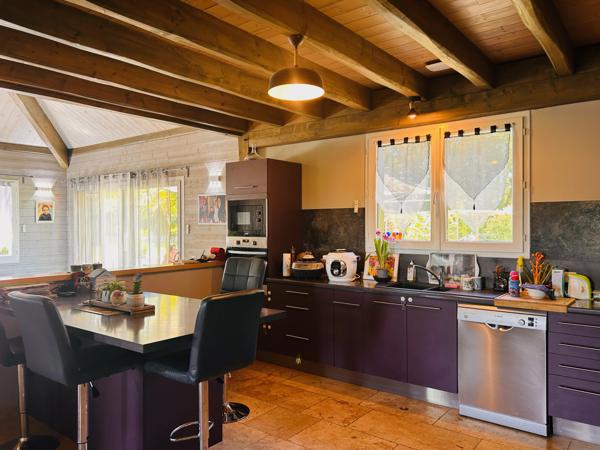 Maison écologique de 3 chambres avec piscine et espace invités entre Cahors et Gourdon