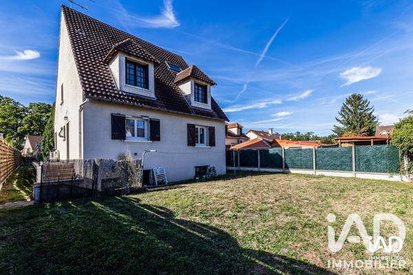 Maison à vendre 6 pièces 156 m² Viarmes