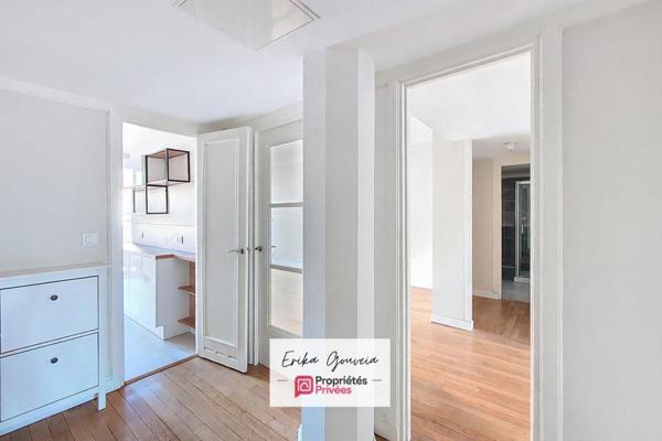 PERRET 5 PIECES RÉNOVÉ 100m² - VUE HÔTEL DE VILLE - DOUBLE BALCON - STATIONNEMENT