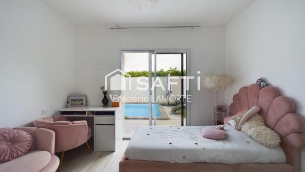 Plain-pied 5 chambres, piscine, aucuns travaux