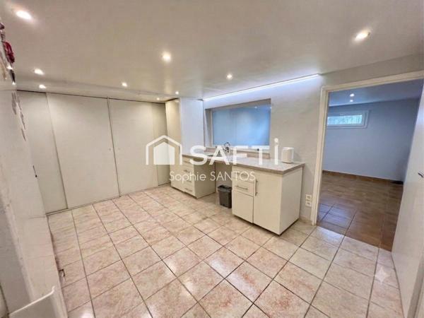MAISON 175 M2 - 6 PIECES - AVEC PISCINE CHAUFFEE
