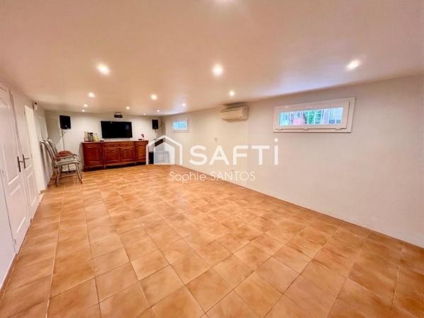 MAISON 175 M2 - 6 PIECES - AVEC PISCINE CHAUFFEE